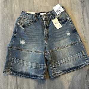 Forever 21 women Jean Shorts